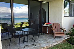 Kanai A Nalu 118 Beachfront Condo