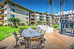 Kanai A Nalu 118 Beachfront Condo