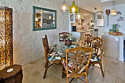 Kanai A Nalu 118 Beachfront Condo