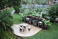 Maui Vista Complex 2nd Floor Garden View Condo