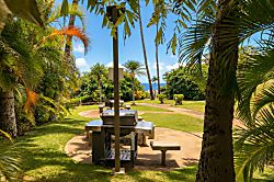 Ekolu Village Condo Wailea - Property grounds