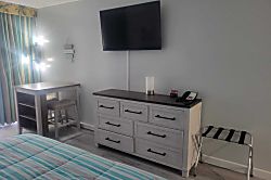 Aqua Palms Waikiki #304