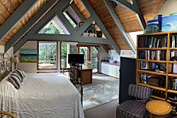 Captain's Quarters Cottage 