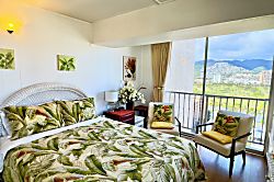 Jenny's  Cottage Waikiki