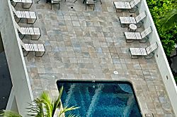 Jenny's  Cottage Waikiki