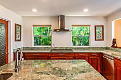 Stunning Kona View House