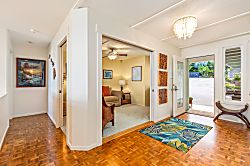 Stunning Kona View House