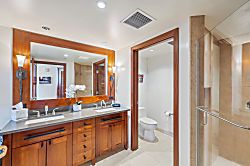 Hale Koi - Ocean Tower 326