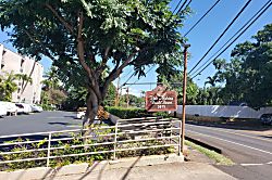 Hale Mahina Beach Resort A-402