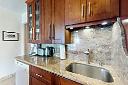 Island Sands Resort 602