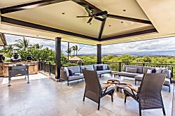 Artevilla Pauoa Beach