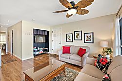 Kona Coffee Villas B216