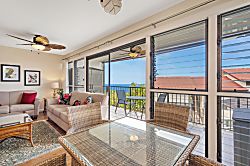 Kona Coffee Villas B216