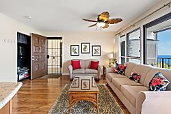 Kona Coffee Villas B216