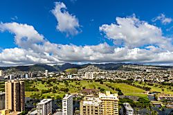 Waikiki Banyan 3105 T2