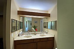 Kona Country Club Ocean View Condo 2nd Floor