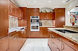 Aloha Kai Suite J205