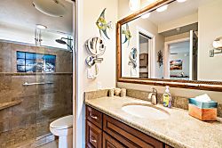 Royal Kahana Resort Oceanfront Condo 6th Floor