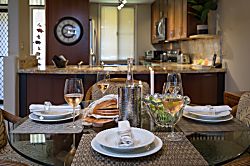 Kamaole Sands Building #10, Unit 215