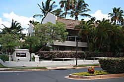 Maui Banyan G building