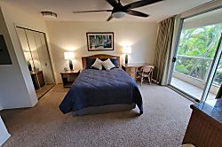 Maui Banyan G building