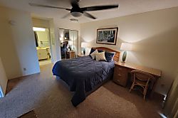 Maui Banyan G building