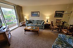 Maui Banyan G building