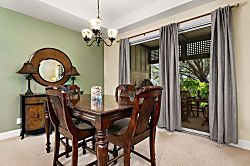 Kulalani at Mauna Lani 404 - Indoor Dining for Four