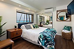 Lauloa 212 - Unwind in this cozy 2nd bedroom, with glimpses of the ocean.