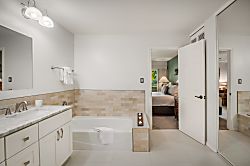 Waikoloa Colony Villas 403