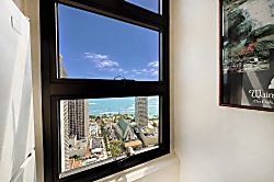 Waikiki Banyan 3313 Tower 1