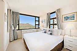 Waikiki Banyan 3313 Tower 1