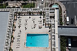 Ala Moana Condominium AH01