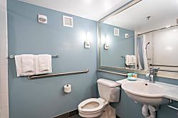 Ala Moana Condominium AH01