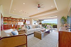 Hoolei Uni 31-2 Ocean view- ideal Wailea location 