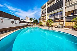 Kona Plaza 201