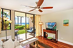 Kealia Resort Unit - Living area