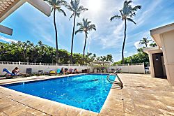 Kihei Akahi D-315 - Upper pool