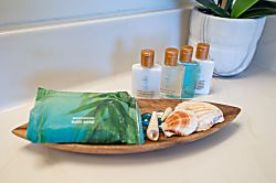 Waikiki Banyan 3111 Tower 1