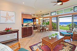 Kapalua Ridge Villas 1614 - Dramatic ocean and coastal views, as well of views of the island of Molokai fill the horiz