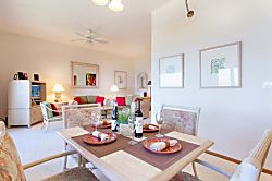 Kapalua Ridge Villas 1924 - The dining table off the kitchen comfortably seats four