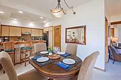 Kapalua Ridge Villas 1512 - Open-concept living room designed for relaxation and conversation