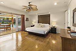 Kahala Breeze Modern Tropical Home