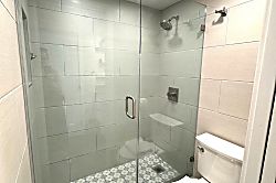 Waikiki Banyan Plumeria Suite