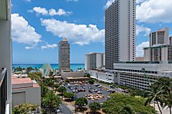 Waikiki Banyan Plumeria Suite