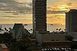 Waikiki Banyan Plumeria Suite
