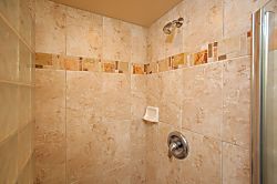 Kamaole Sands #8-208