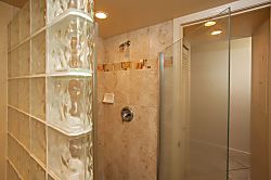 Kamaole Sands #8-208