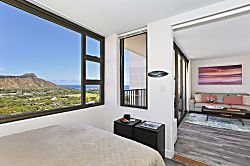 Waikiki Banyan #3601-T1