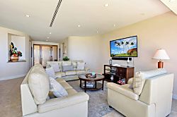Aloha Villas Ehaki Villa #1 - Living area